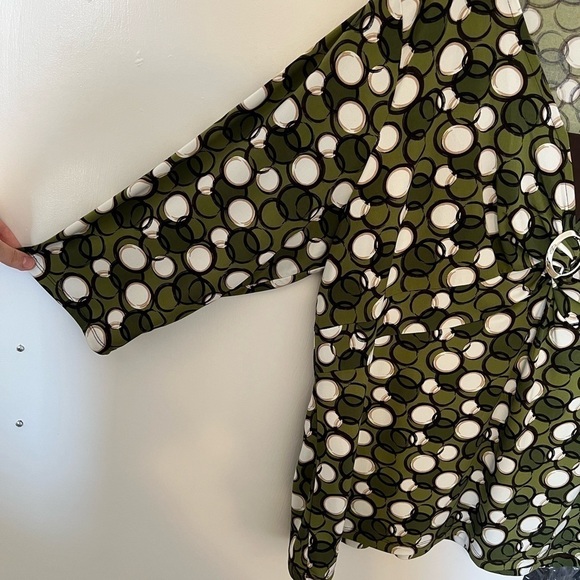 Nwot East 5th Vneck Top, 3X - Picture 6 of 11